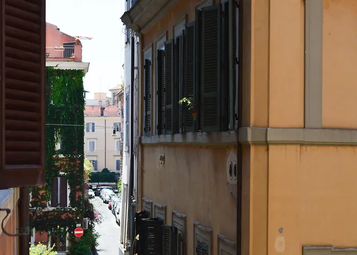 Domina - Trastevere 4 Rome